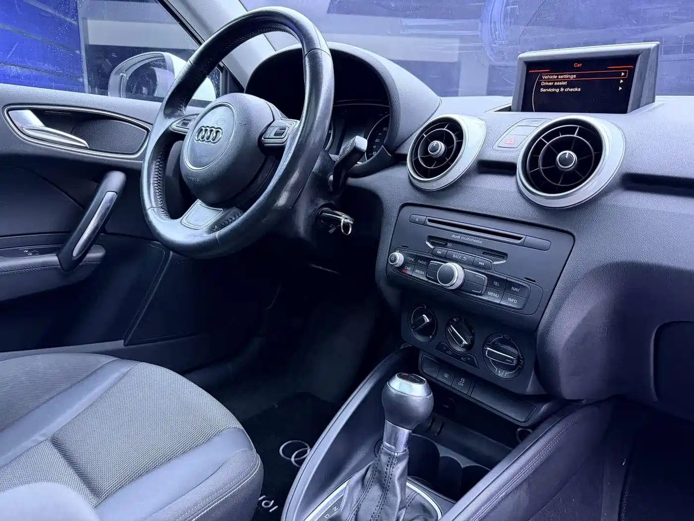 Audi A1 2012 1.4 TFSI Ego фото 14