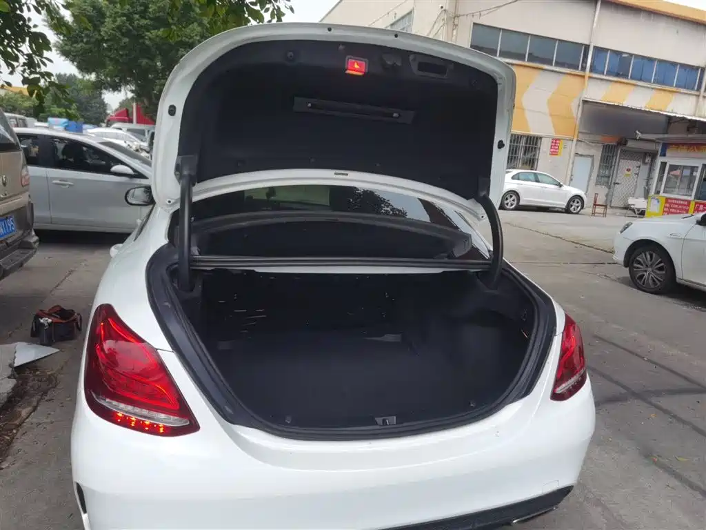 Mercedes-Benz C-Class 2016 C 200 Sport фото 15