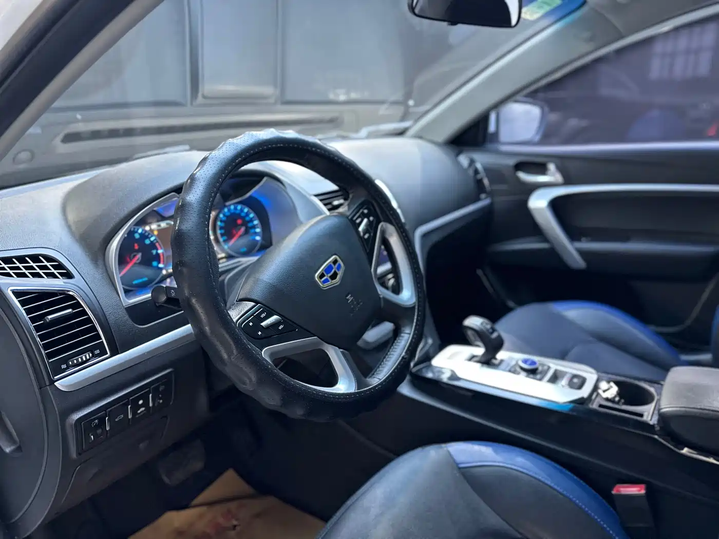 GEELY EMGRAND NEW ENERGY