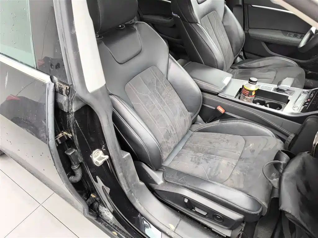 Audi A7L 2024 45 TFSI Luxury фото 20