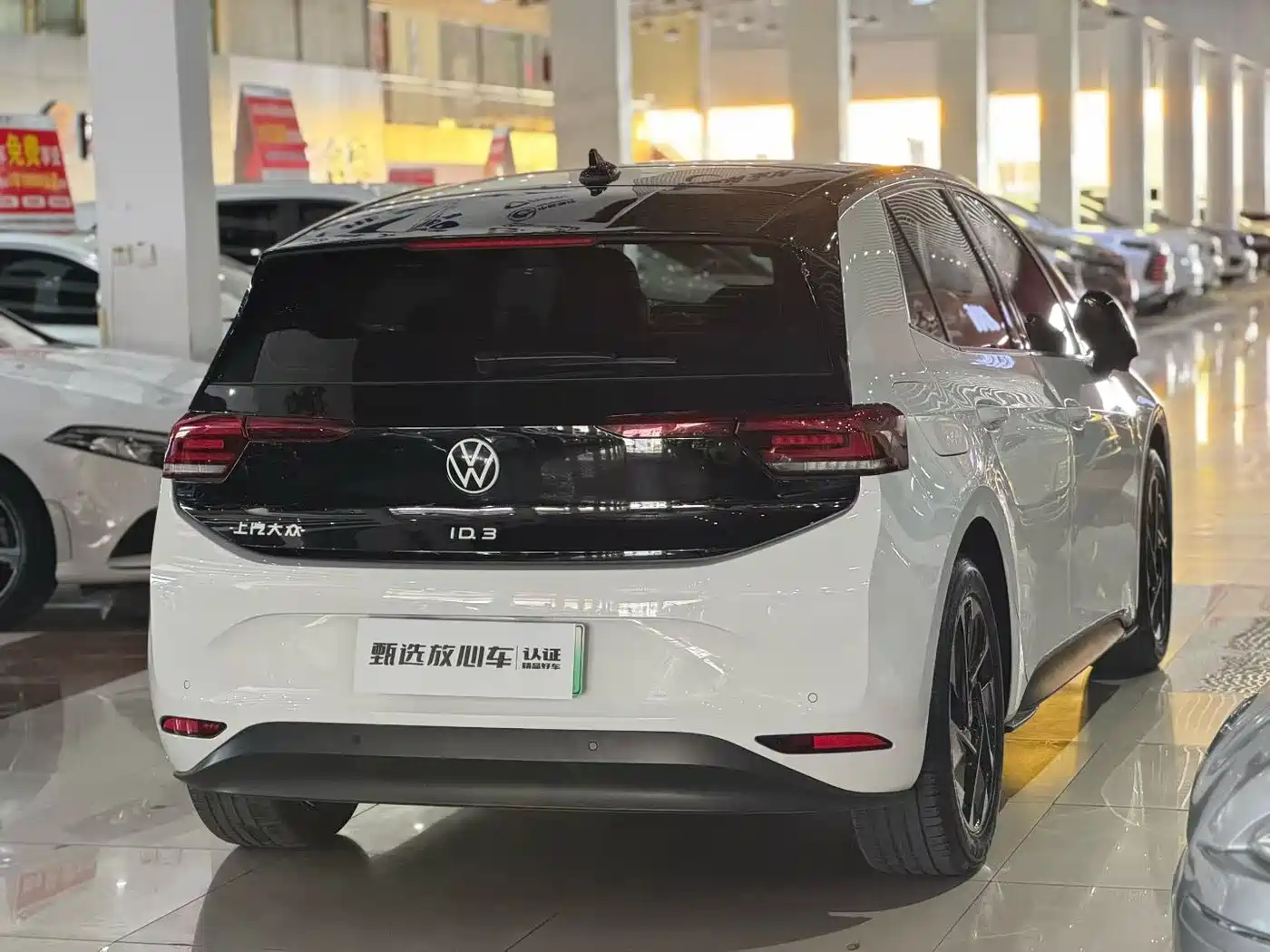 Volkswagen ID.3 2025 Facelift Smart Outstanding Edition фото 3