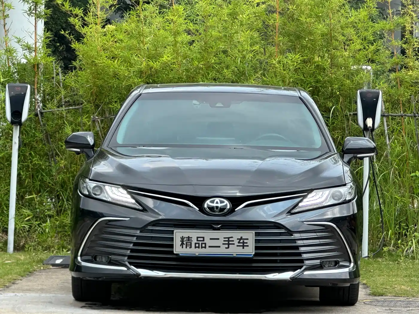 Toyota Camry 2023 2.0G Luxury Edition фото 2
