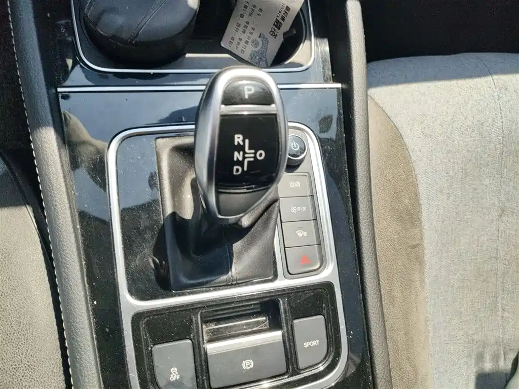 BYD Song MAX 2019 1.5T Auto Smart Connect Progressive 7-seater China V фото 10