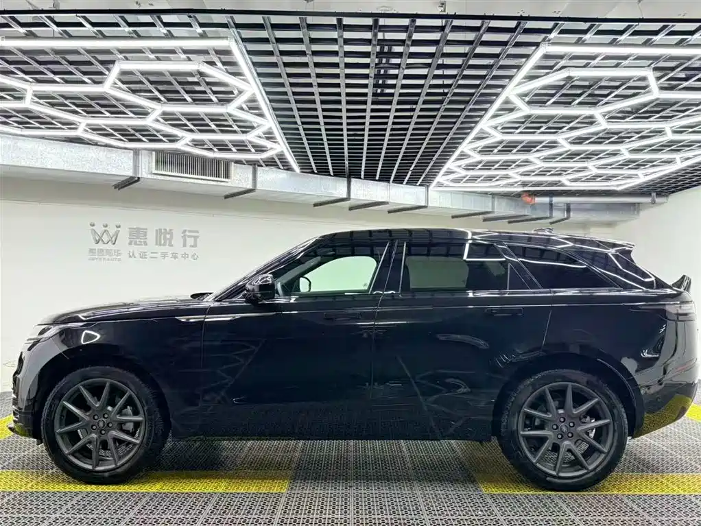 Land Rover Range Rover Velar 2025 Dynamic HSE фото 3