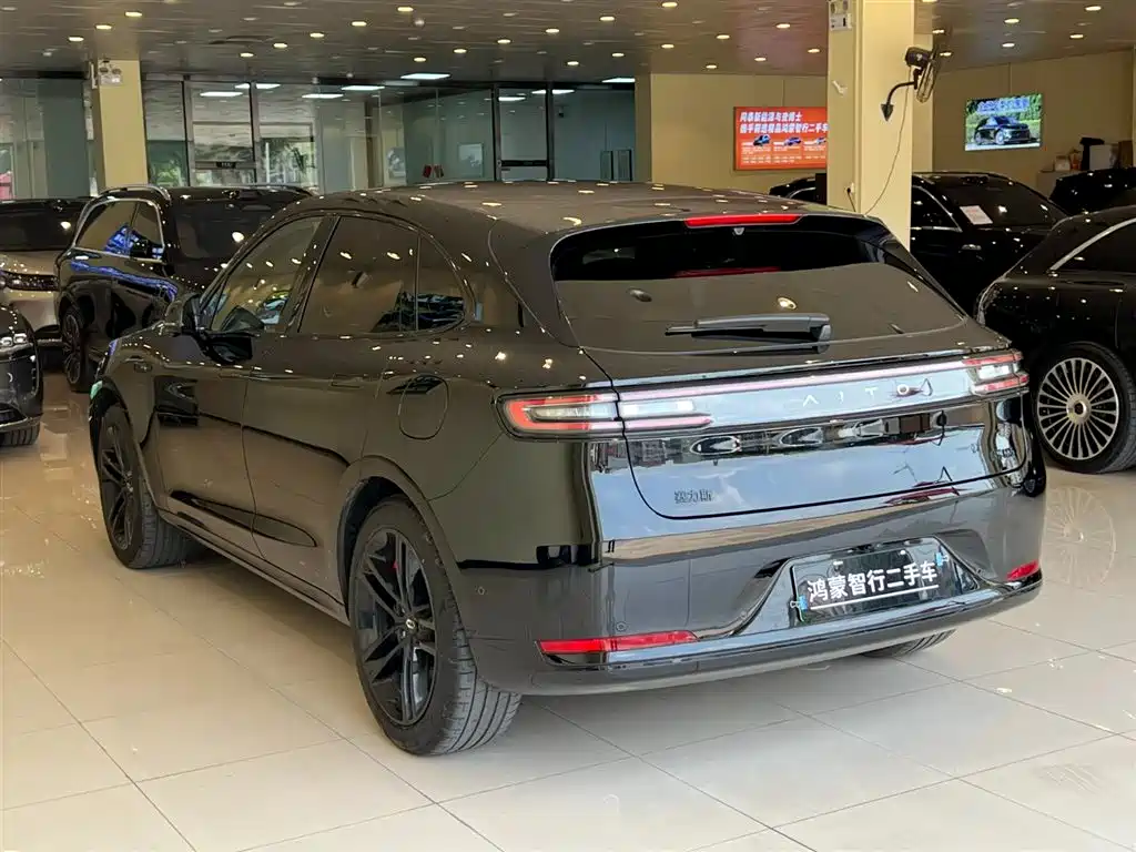 AITO Wenjie AITO M5 2025 Extended Range Ultra RWD фото 6
