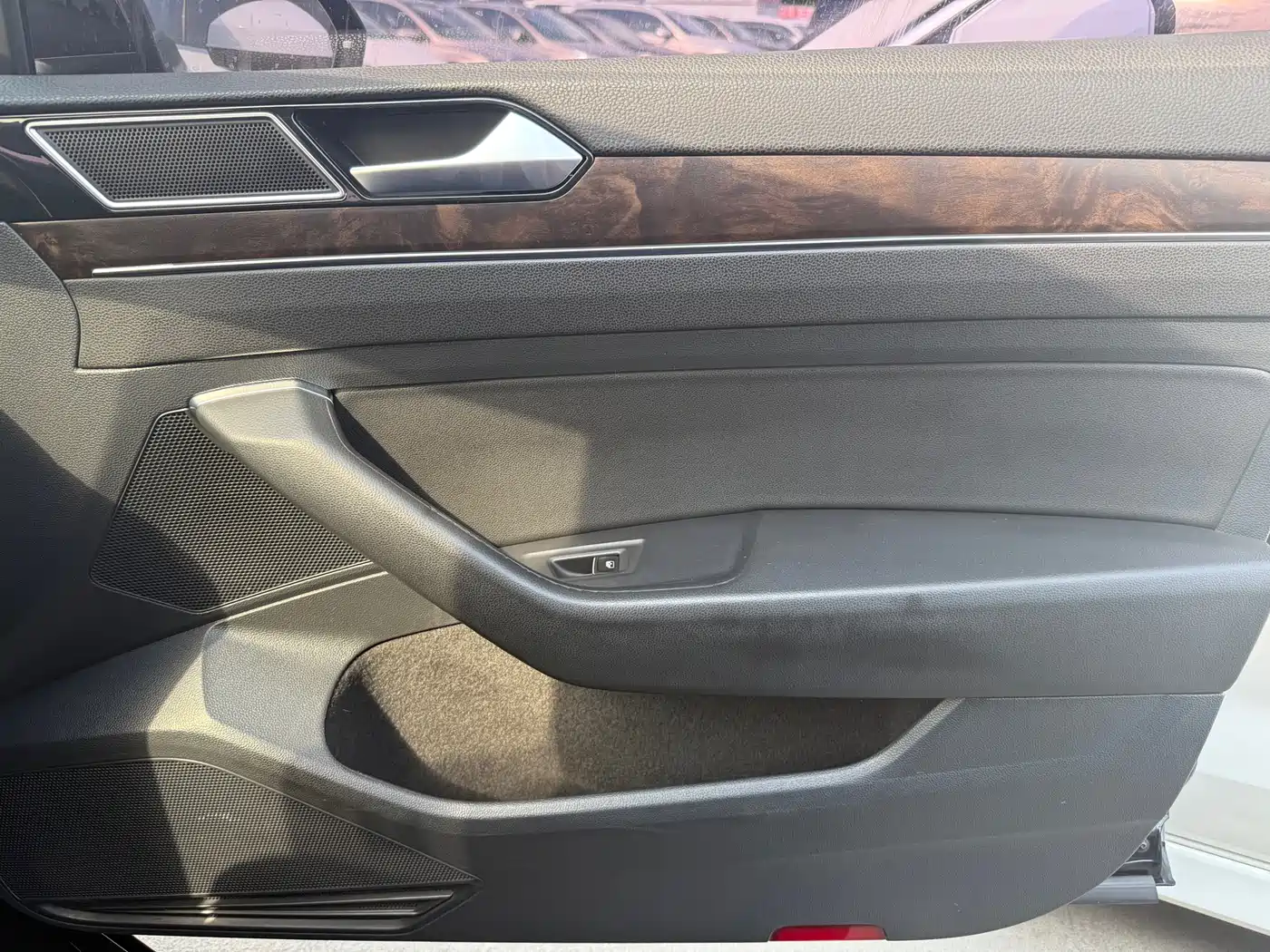 Volkswagen Magotan 2019 330TSI DSG Luxury Class China VI фото 13