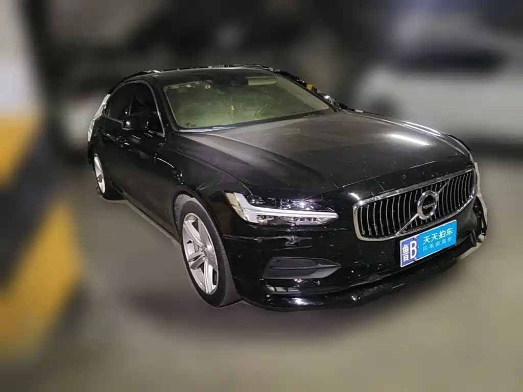 صورة 3 - Volvo S90