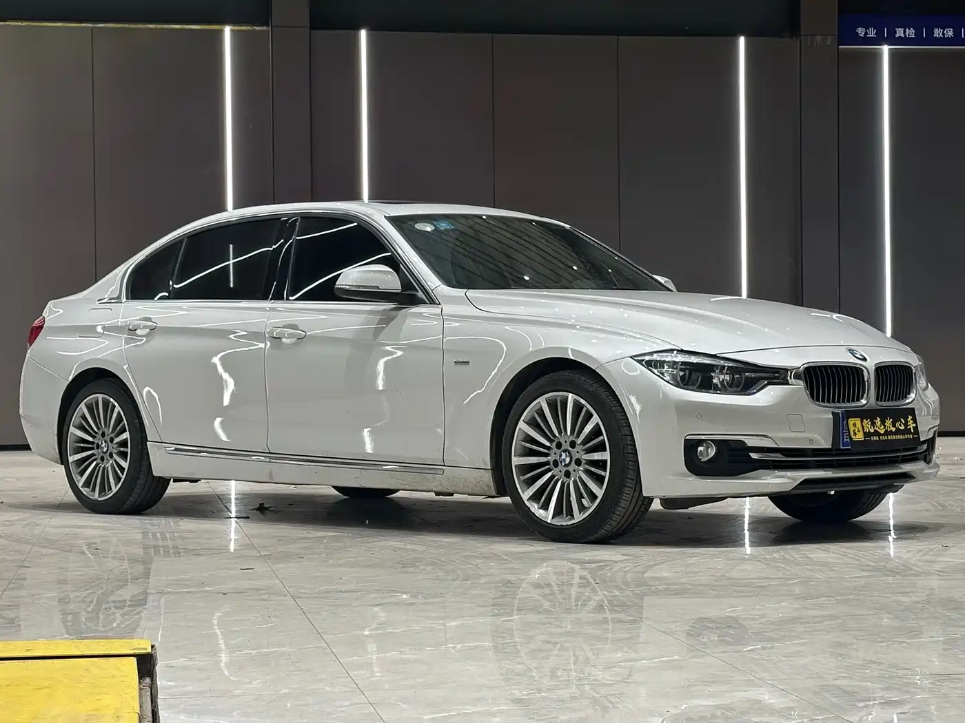 BMW 3 Series 2018 320Li Leading Luxury Package фото 3