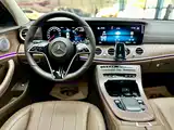Фото 5 - Mercedes-Benz E-Class