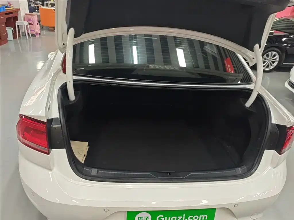 Volkswagen Lamando 2018 280TSI DSG Comfort Edition фото 19