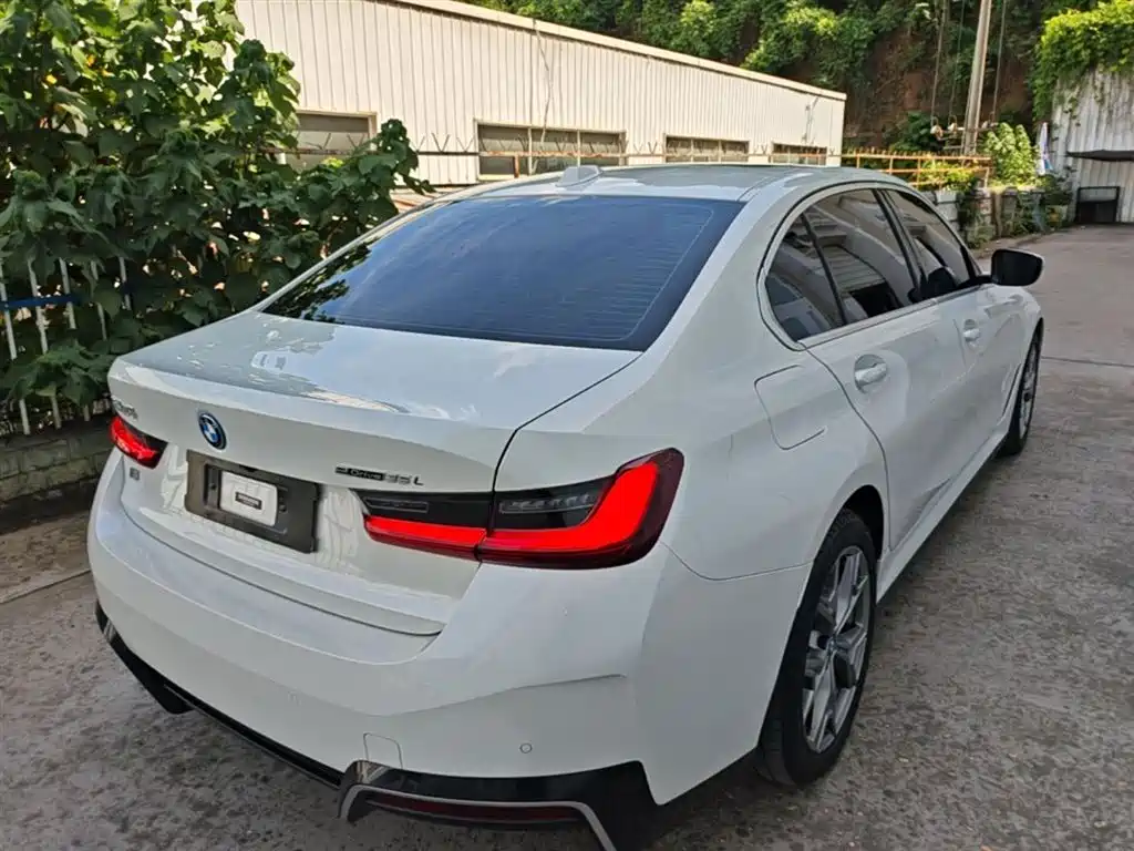 BMW i3 2022 eDrive 35 L фото 7