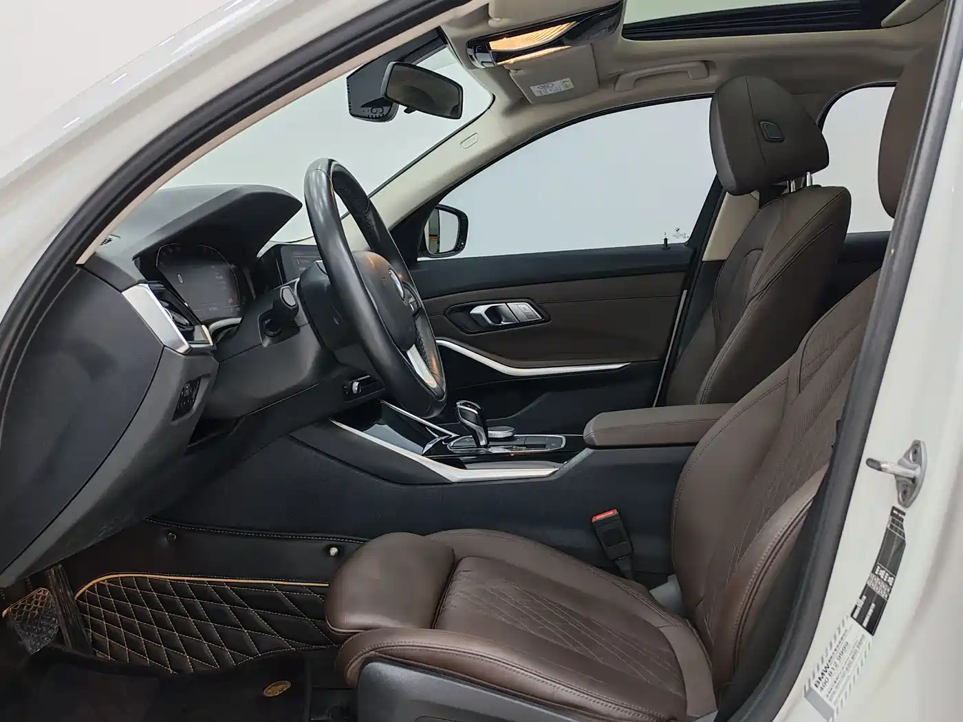 BMW 3 Series 2022 320i Sport Package фото 7