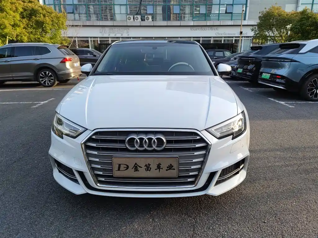 Audi A3 2020 Limousine 35 TFSI Fashion (China V) фото 2