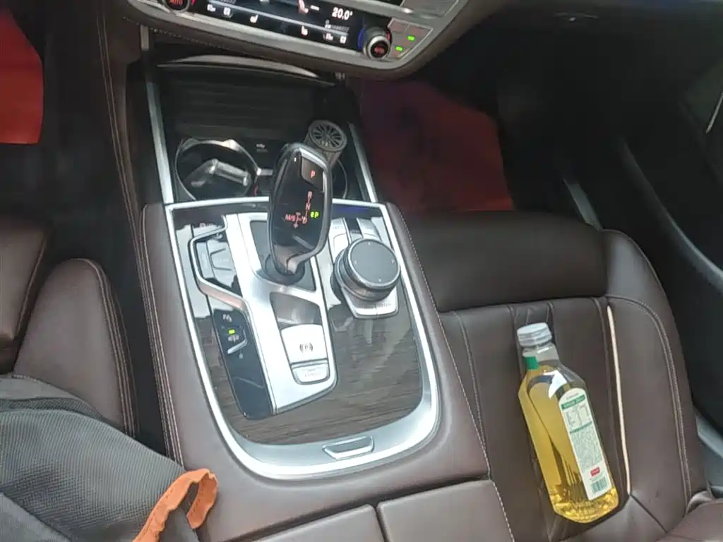 BMW 7 Series 2019 Facelift 730Li Luxury Package фото 14