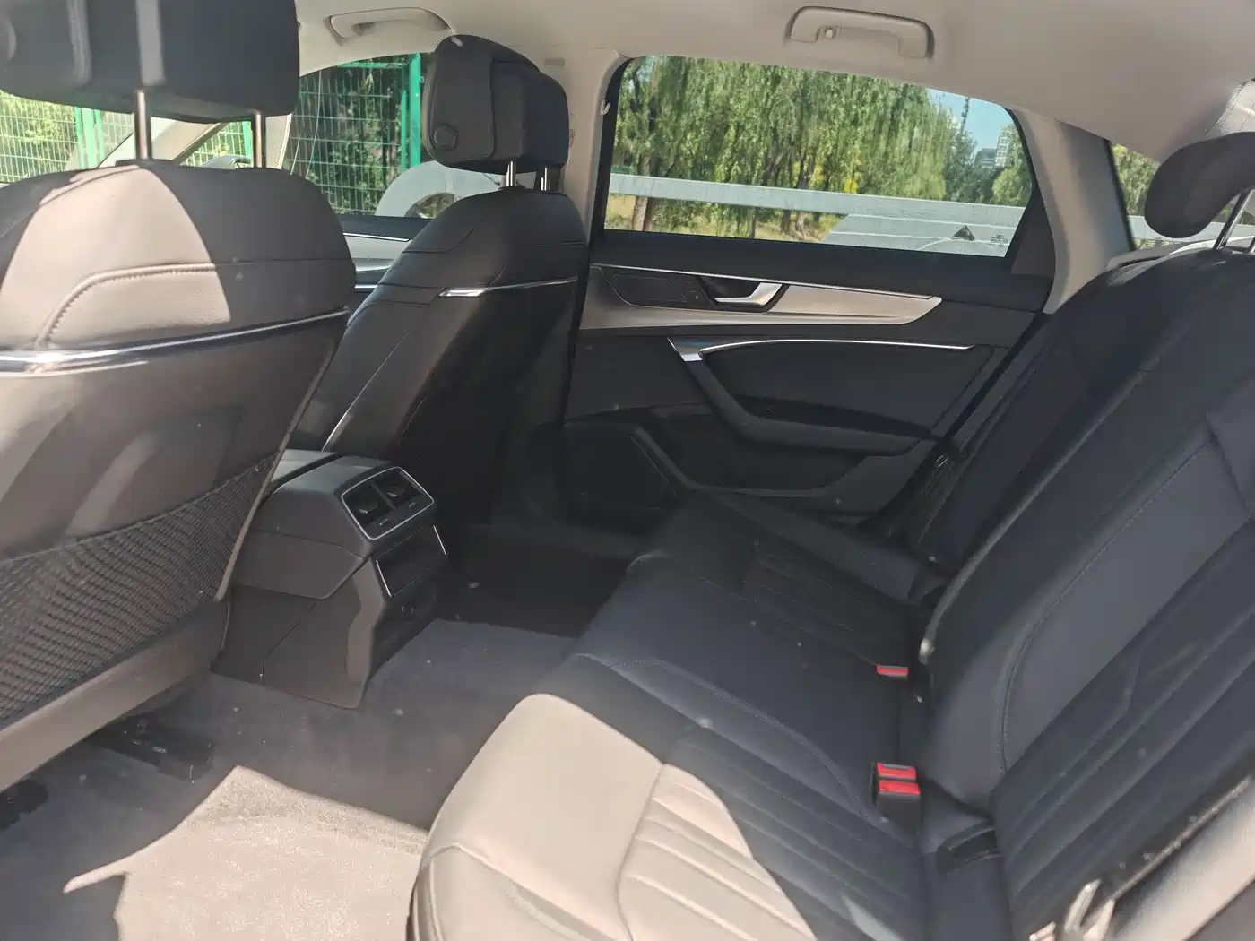 Audi A6L 2021 40 TFSI Luxury Elegance фото 10