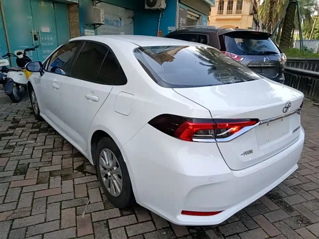 Toyota Corolla 2022 TNGA 1.5L CVT Pioneer Edition фото 5