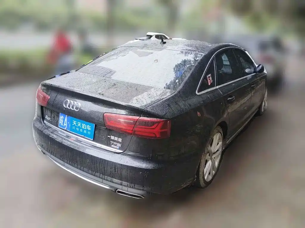 Фото 2 - Audi A6L