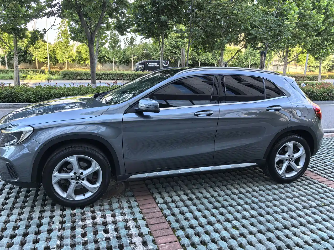 Mercedes-Benz GLA 2017 GLA 200 Fashion фото 4