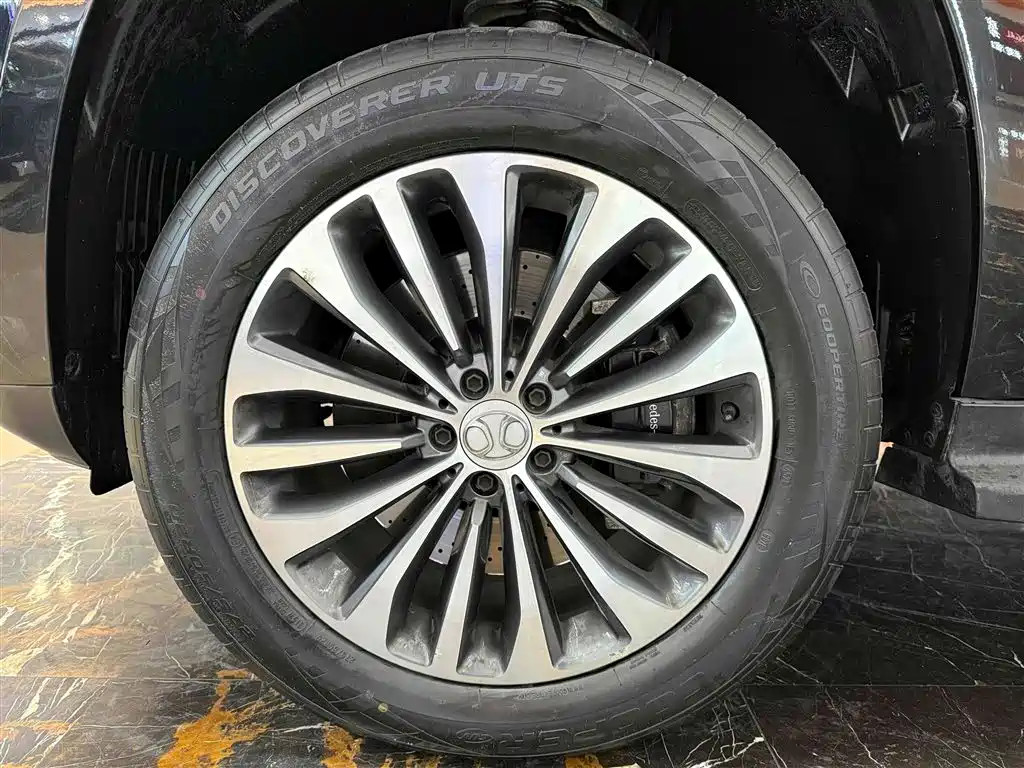 BEIJING OFF-ROAD BJ90