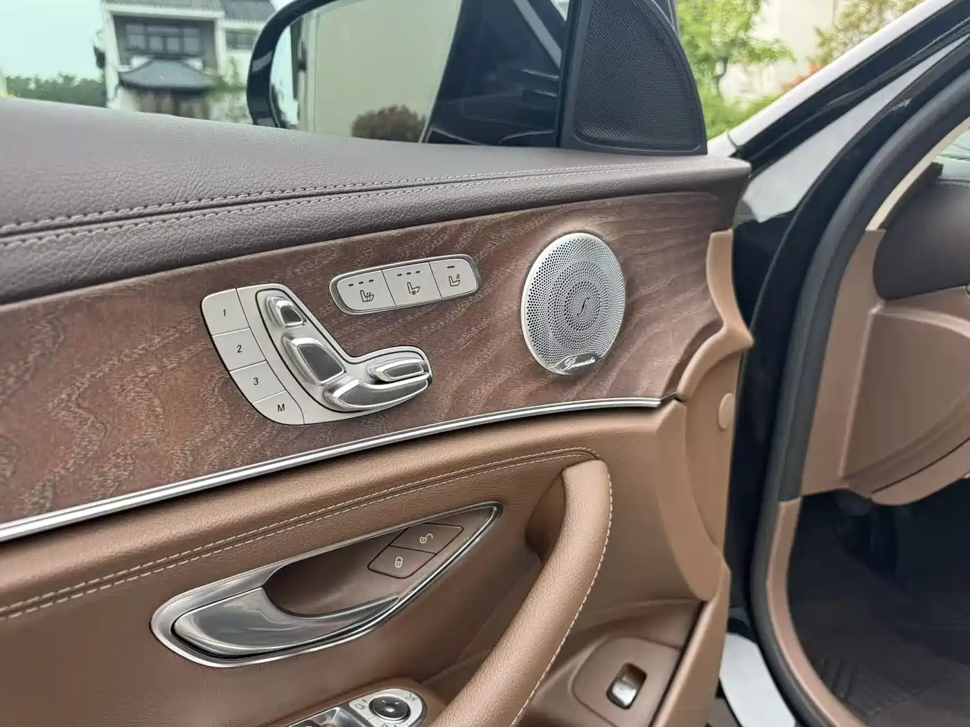 Mercedes-Benz E-Class 2020 Facelift E 300 L Exclusive фото 4