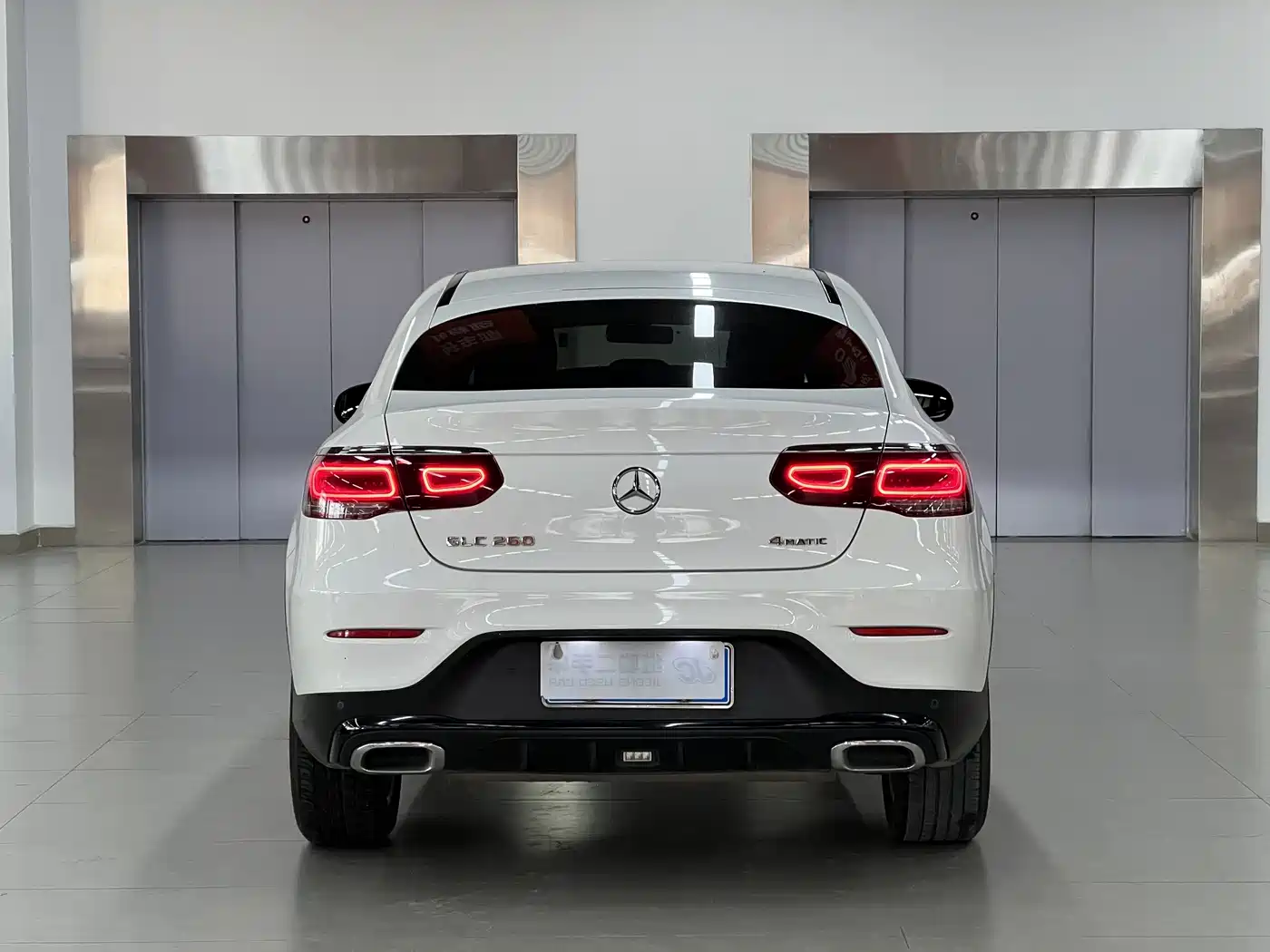 Mercedes-Benz GLC Coupe 2020 GLC 260 4MATIC Coupe SUV фото 4