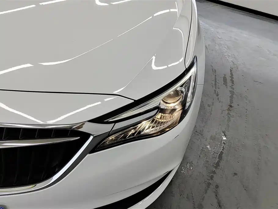 Buick Excelle 2018 15T Dual Clutch Elite (China V) фото 5