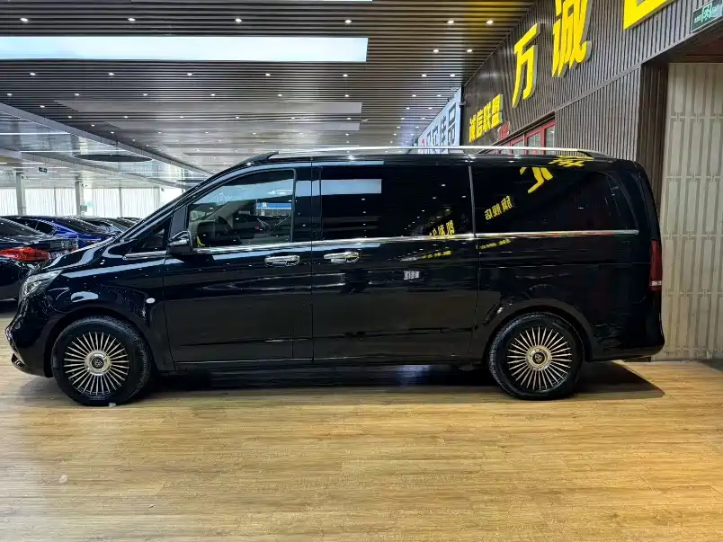 Mercedes-Benz Vito 2018 2.0T Business Edition China VI фото 4