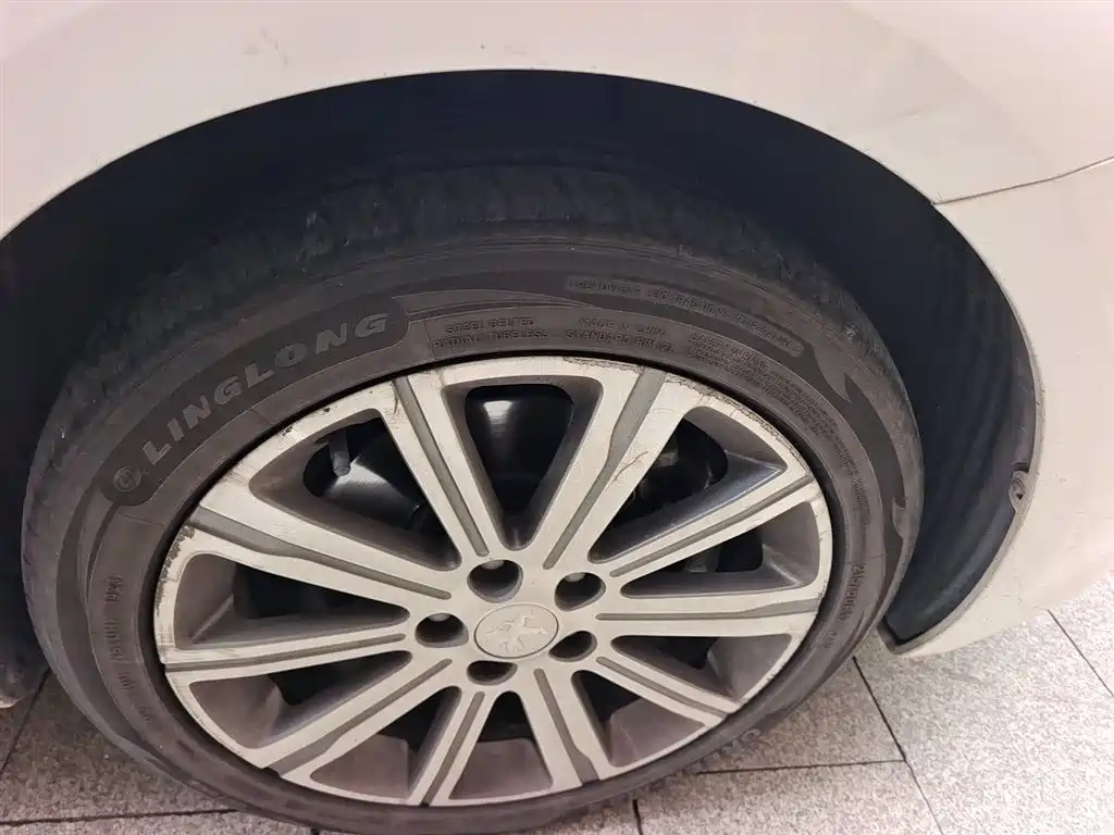 Peugeot 408 2018 Facelift 350THP Automatic Luxury фото 26