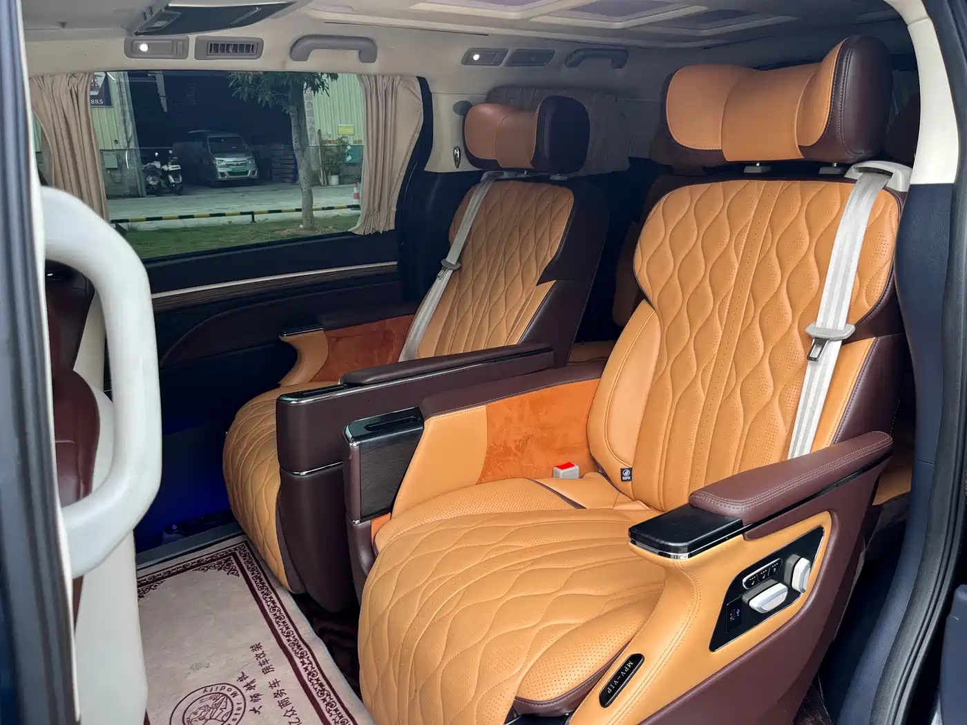 GAC Trumpchi Trumpchi M8 2021 Leading Show Series 390T Luxury Edition фото 19