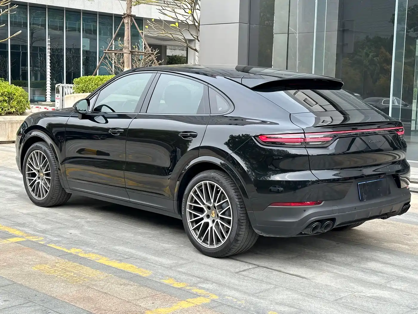 PORSCHE CAYENNE