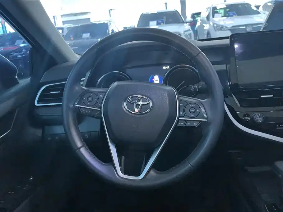 Toyota Camry 2021 2.0G Luxury Edition фото 15