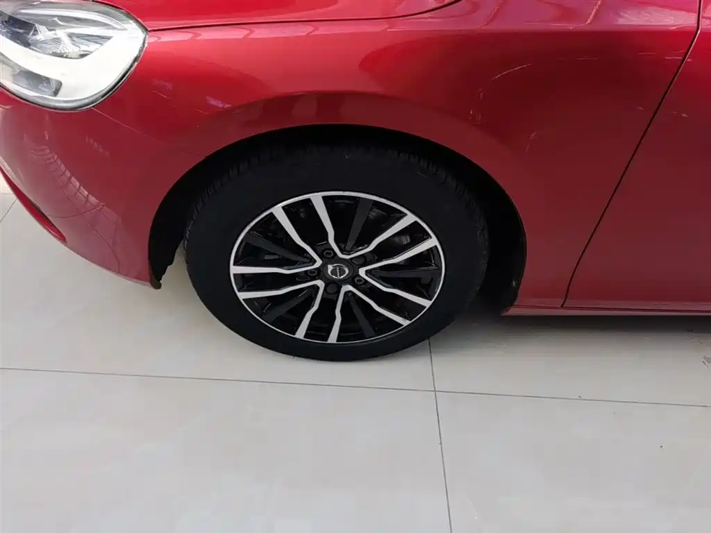 Volvo V40 2019 2019 T3 Momentum