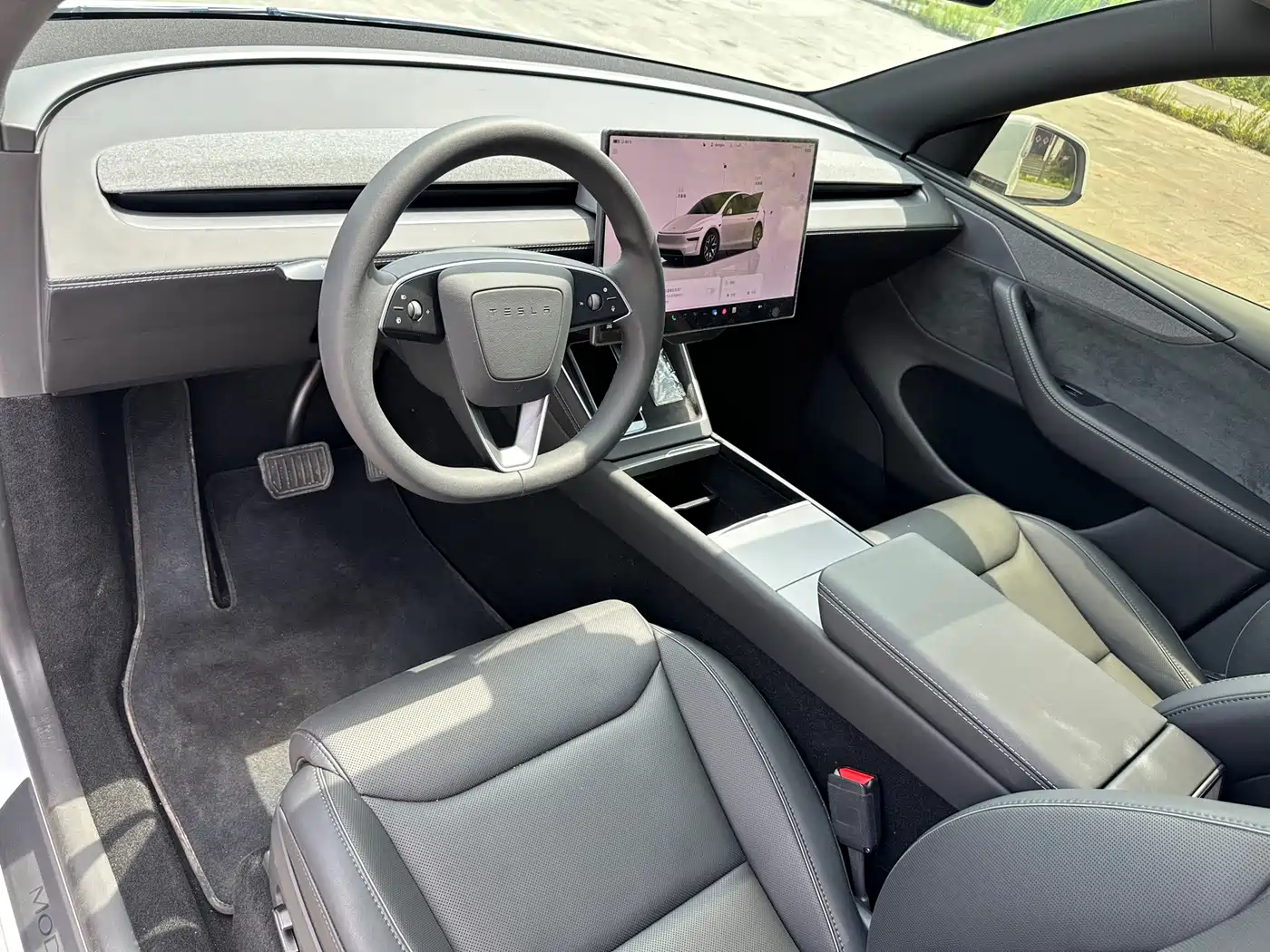 Tesla Model Y L 2026 2025 Facelift Long Range AWD