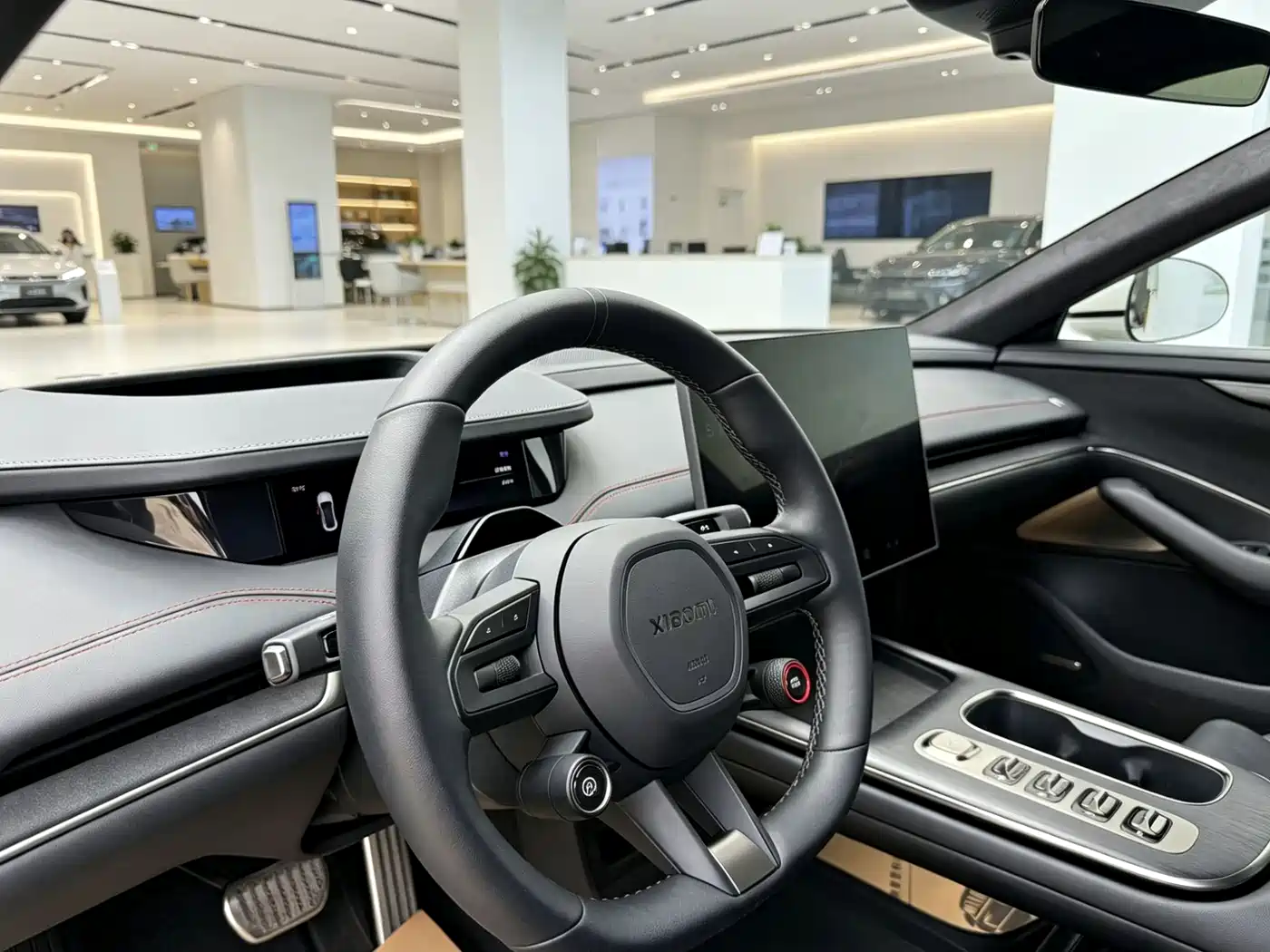 Xiaomi Auto Xiaomi SU7 2024 AWD Extended Range Advanced Smart Driving Max Edition фото 11