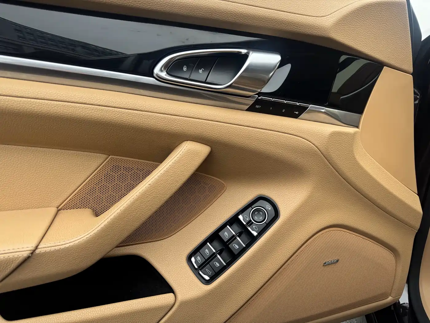 Porsche Panamera 2014 Panamera 4 Executive 3.0T фото 5