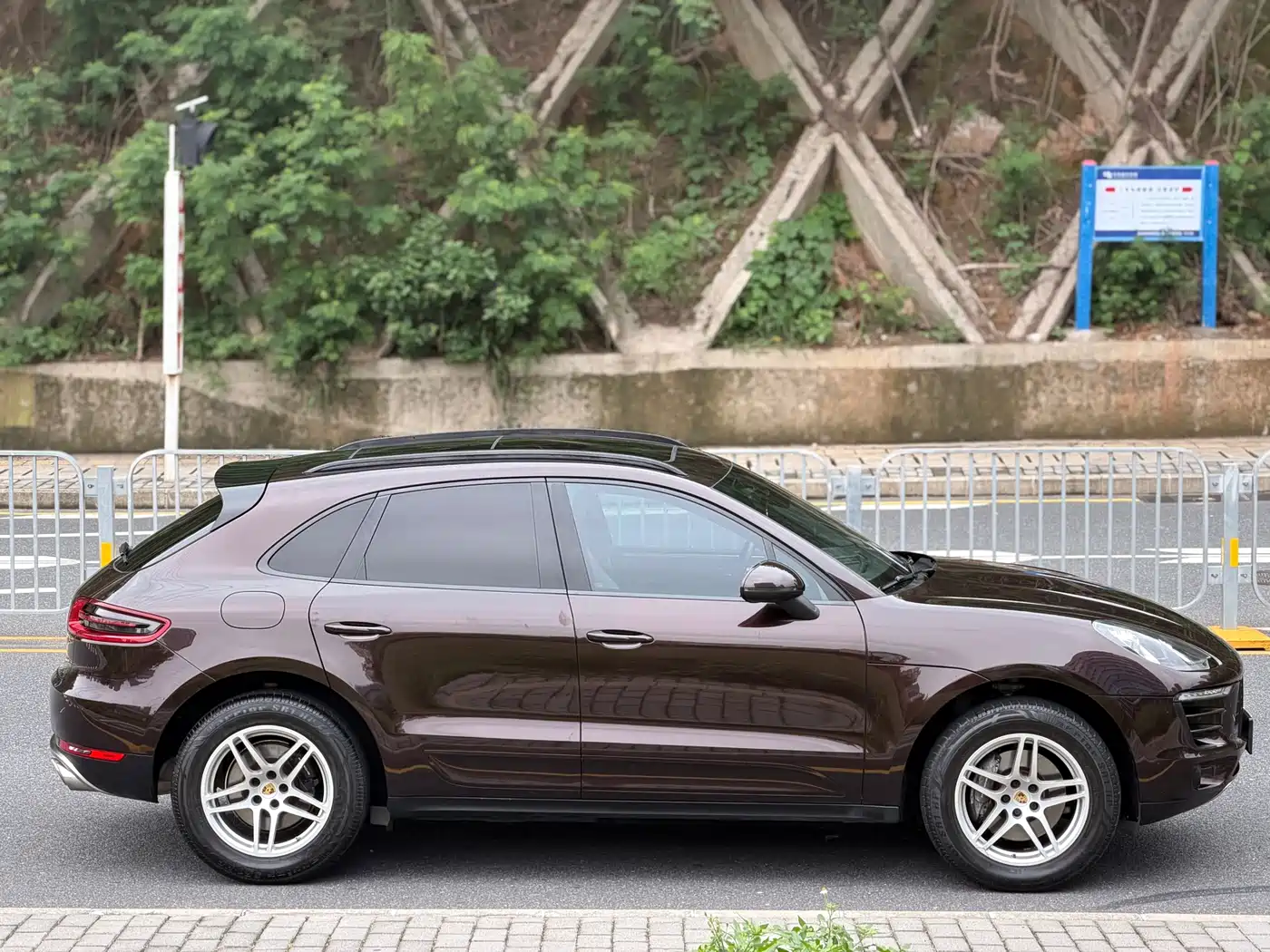 Porsche Macan 2017 Macan 2.0T фото 4