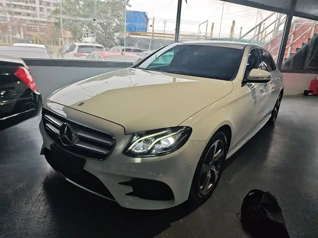 Mercedes-Benz E-Class 2018 Facelift E 200 L Sport 4MATIC