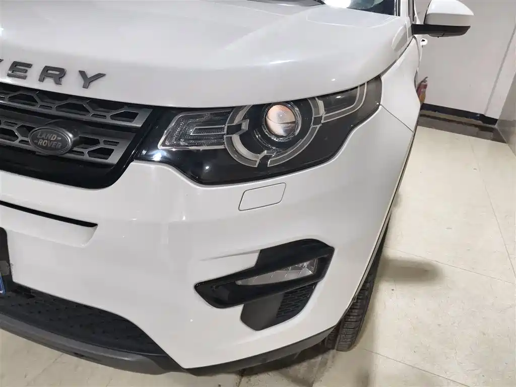 Land Rover Discovery Sport 2018 240PS SE Edition фото 24