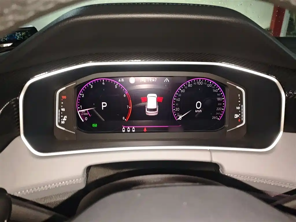 Volkswagen Tayron 2024 300TSI 2WD Luxury Plus Advanced фото 4