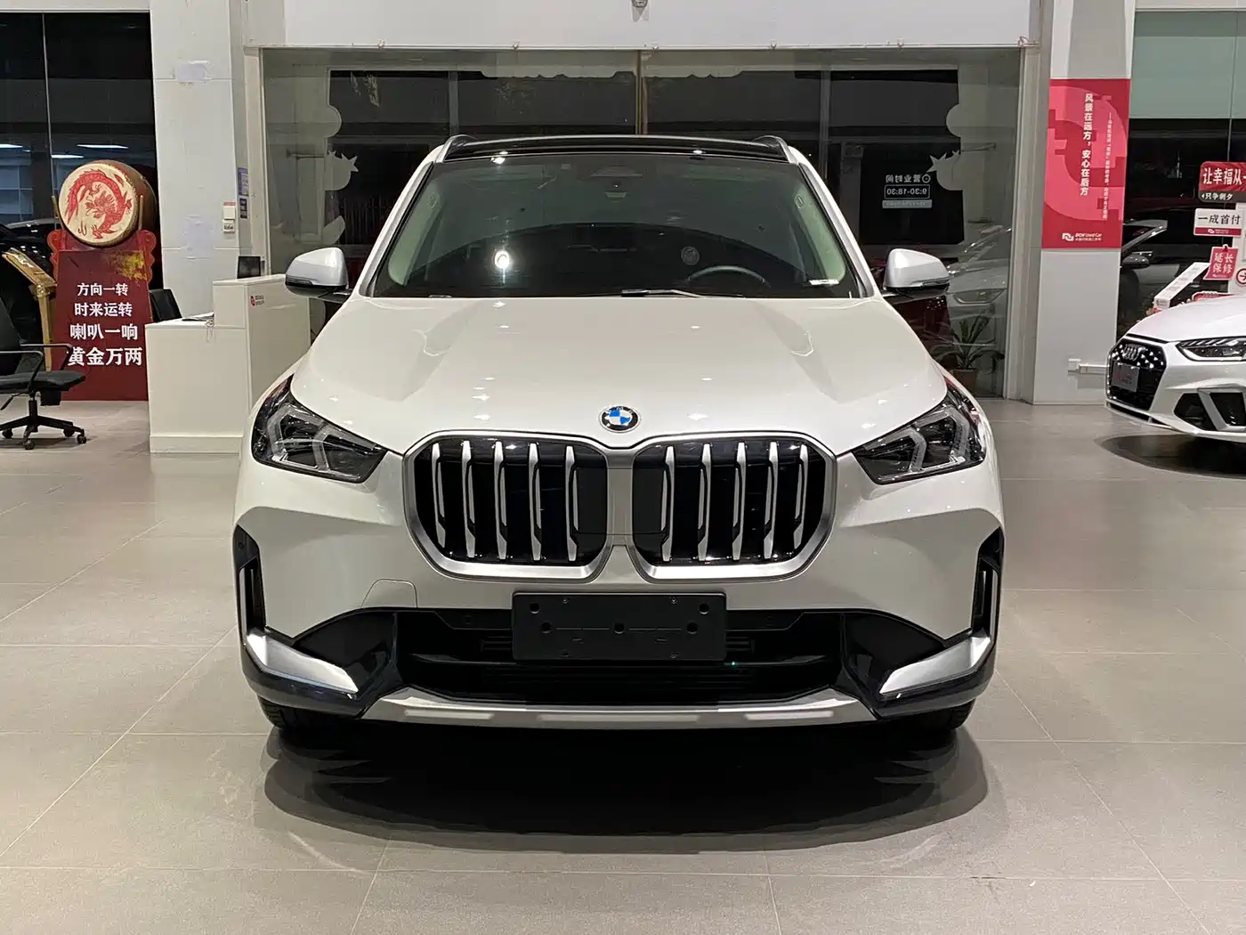 BMW X1 2023 sDrive20Li X Design Package фото 2