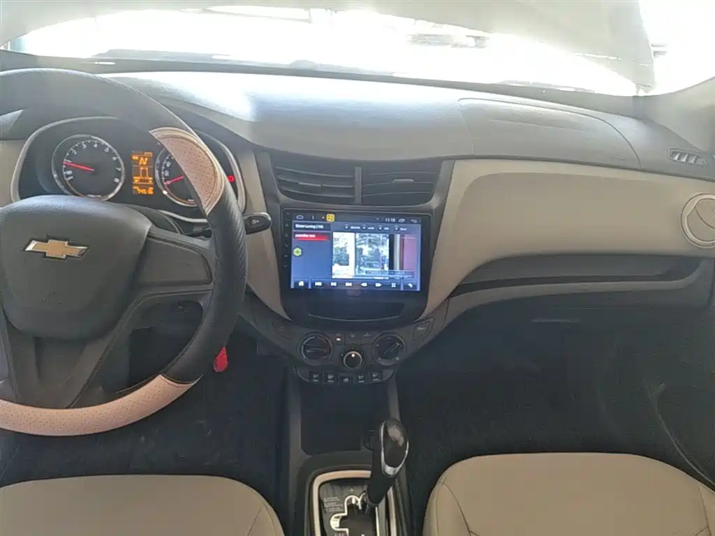 Chevrolet Sail 2015 Sail 3 1.3L AMT Ideal Edition фото 13