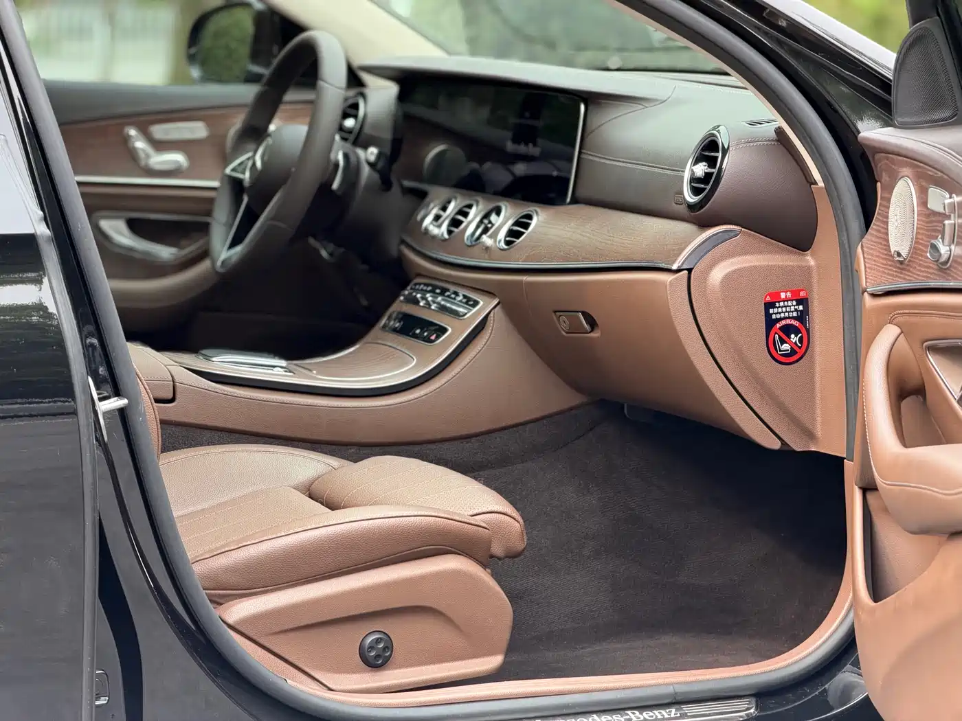 Mercedes-Benz E-Class 2022 Facelift E 300 L Luxury Style фото 15