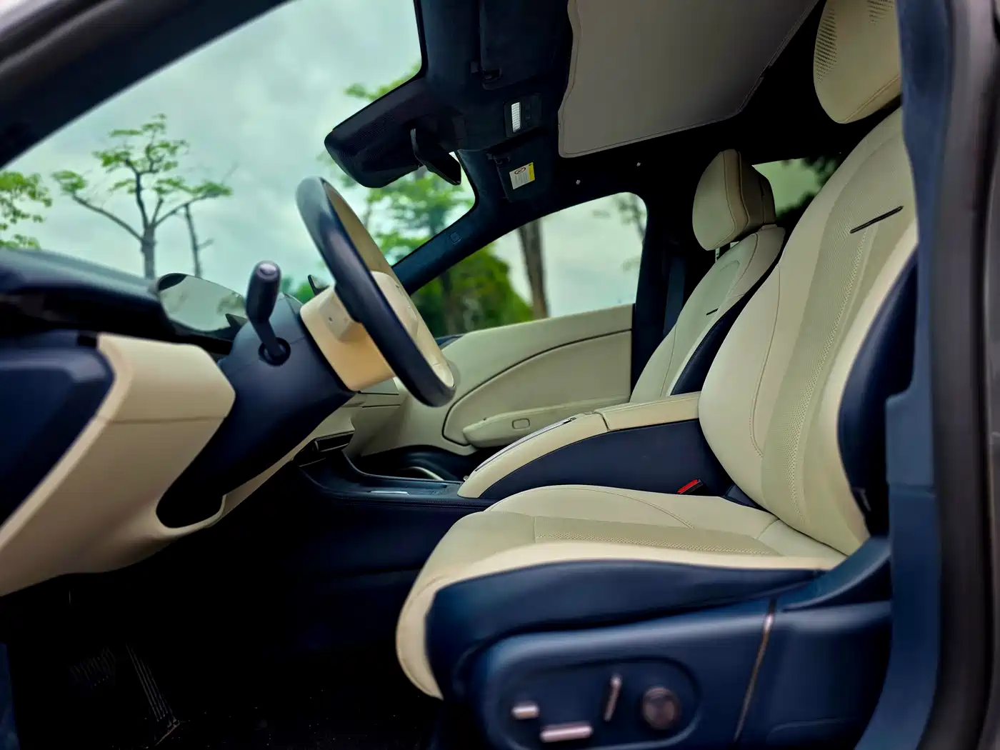Zeekr 007 2024 Rear-Wheel Drive Smart Edition 75kWh фото 4
