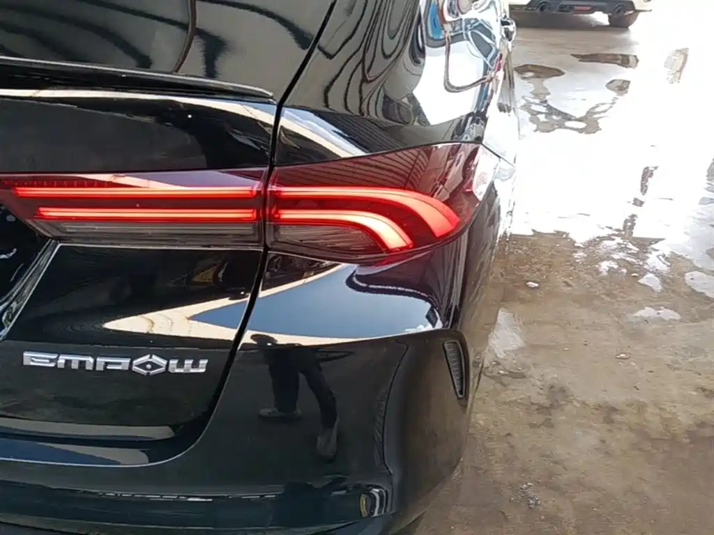 GAC Trumpchi Trumpchi Emkoo 2021 270T DCT J15 Edition фото 8