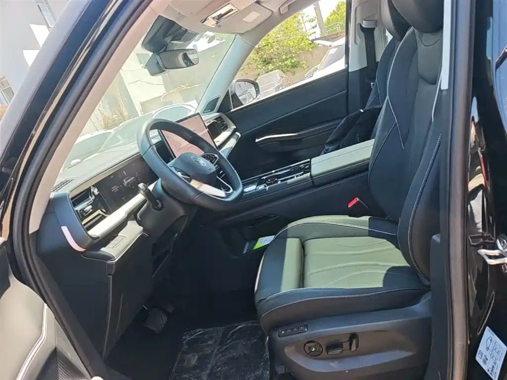 Volkswagen Teramont 2026 380TSI 2WD Base Model фото 22