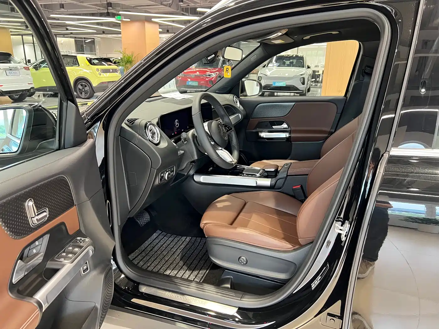 Mercedes-Benz GLB 2024 GLB 220 Dynamic фото 11
