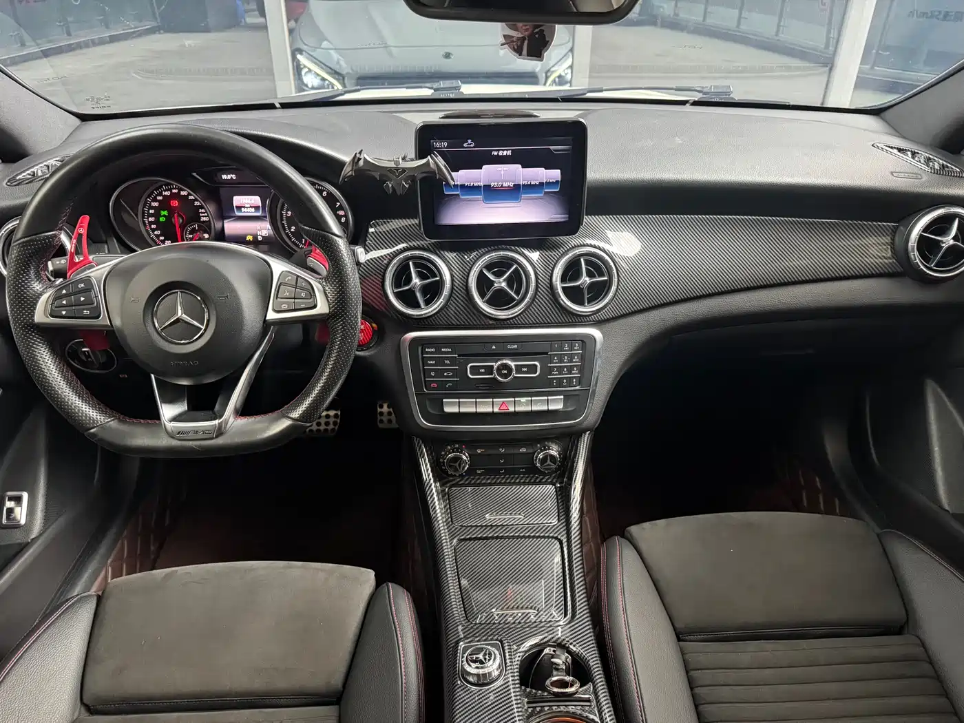 Mercedes-Benz CLA (Import) 2017 Facelift CLA 220 4MATIC фото 5