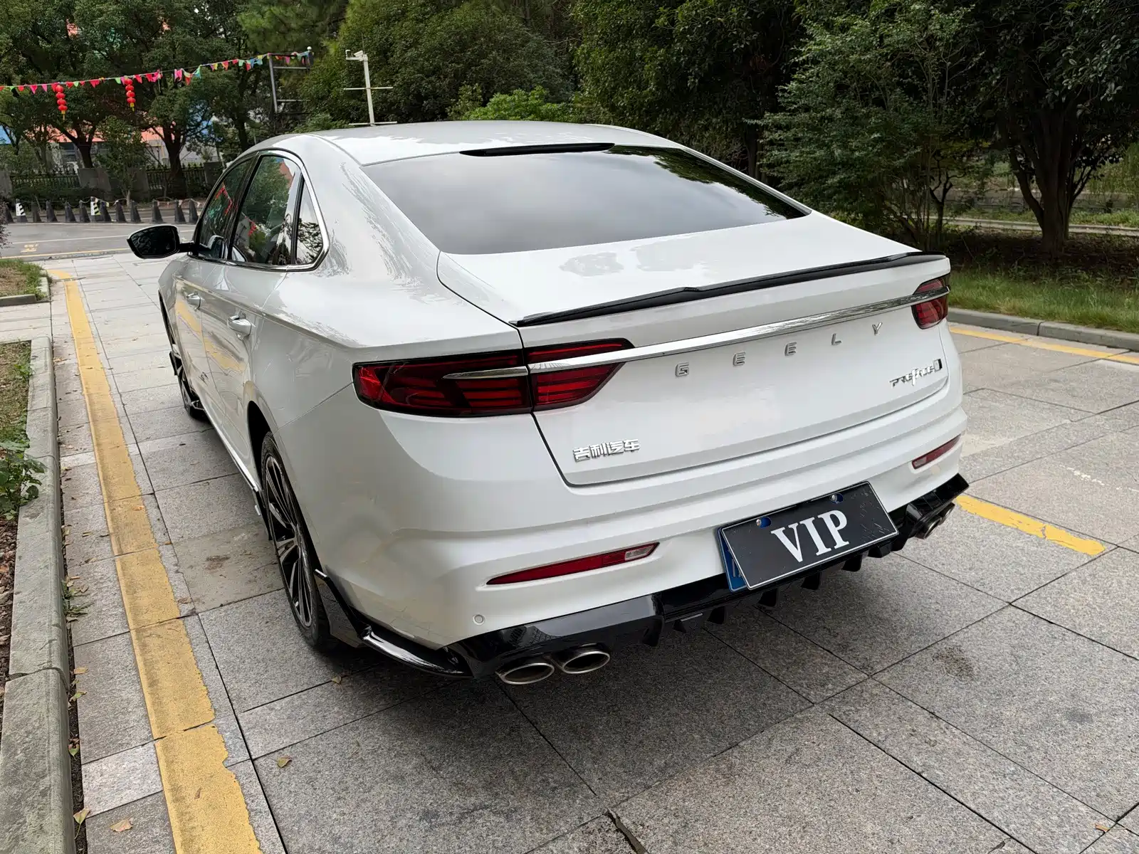 Фото 12 - Geely Preface
