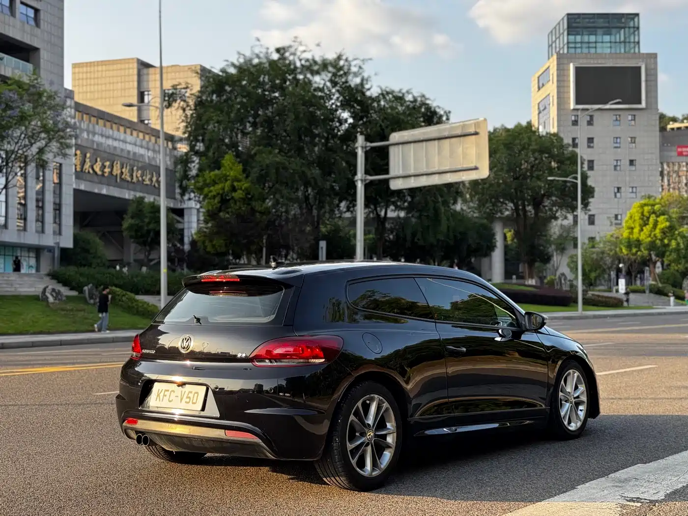 Volkswagen Scirocco 2013 2.0TSI Million Mile Edition фото 17