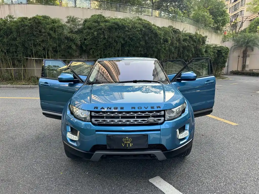Land Rover Range Rover Evoque (Import) 2014 2.0T 5-door Brilliance Premium фото 9